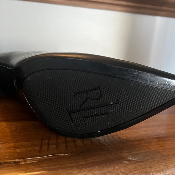 Calvin Klein High Heels Pumps EUC - Picture 4 of 7